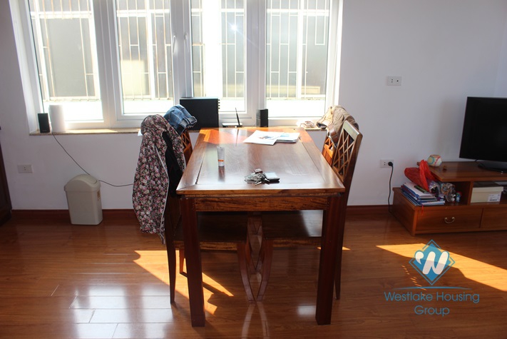 2 bedrooms apartment for lease in Dang Thai Mai street, Tay Ho, Hanoi
